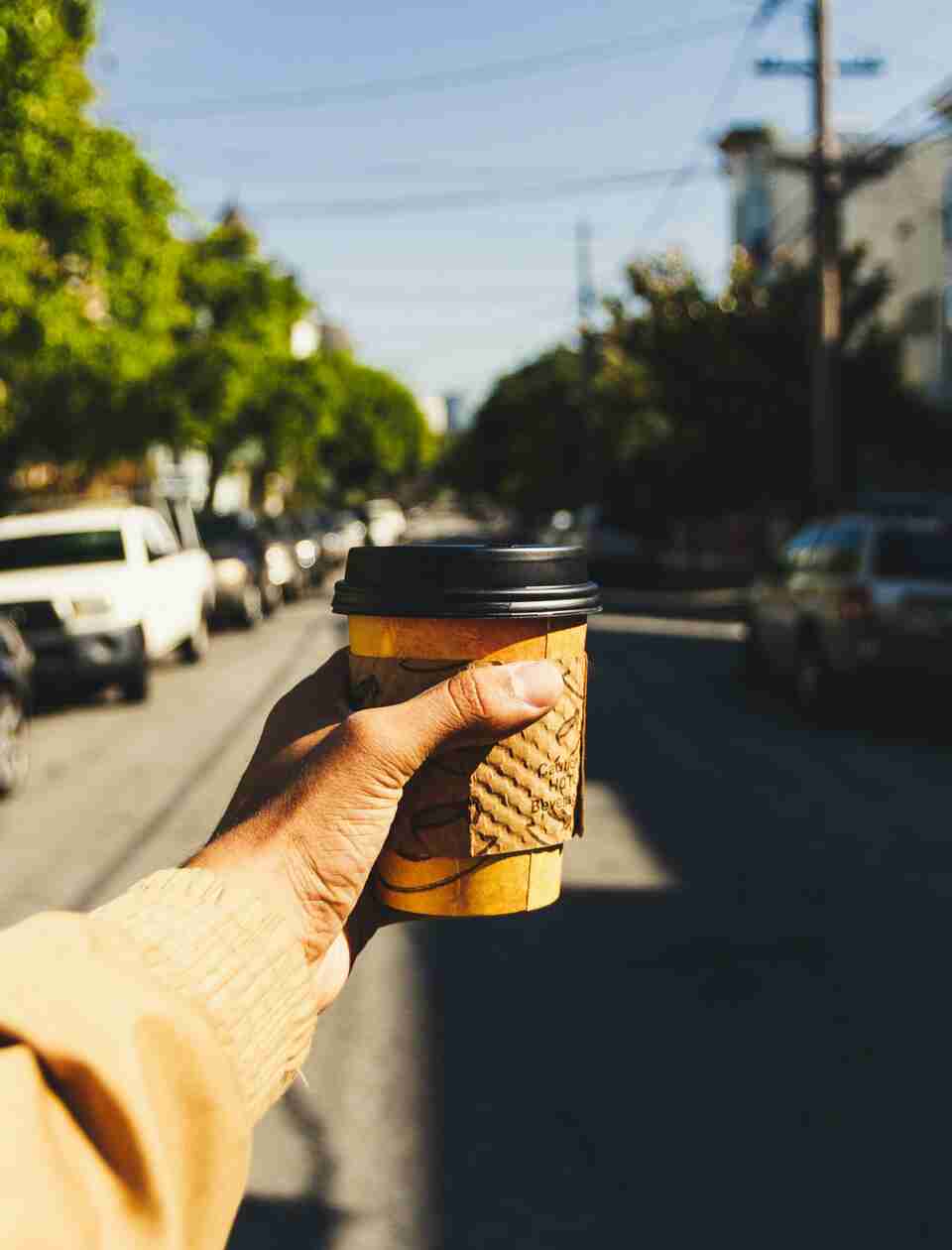 Switching from single use coffee cups with reusable ones